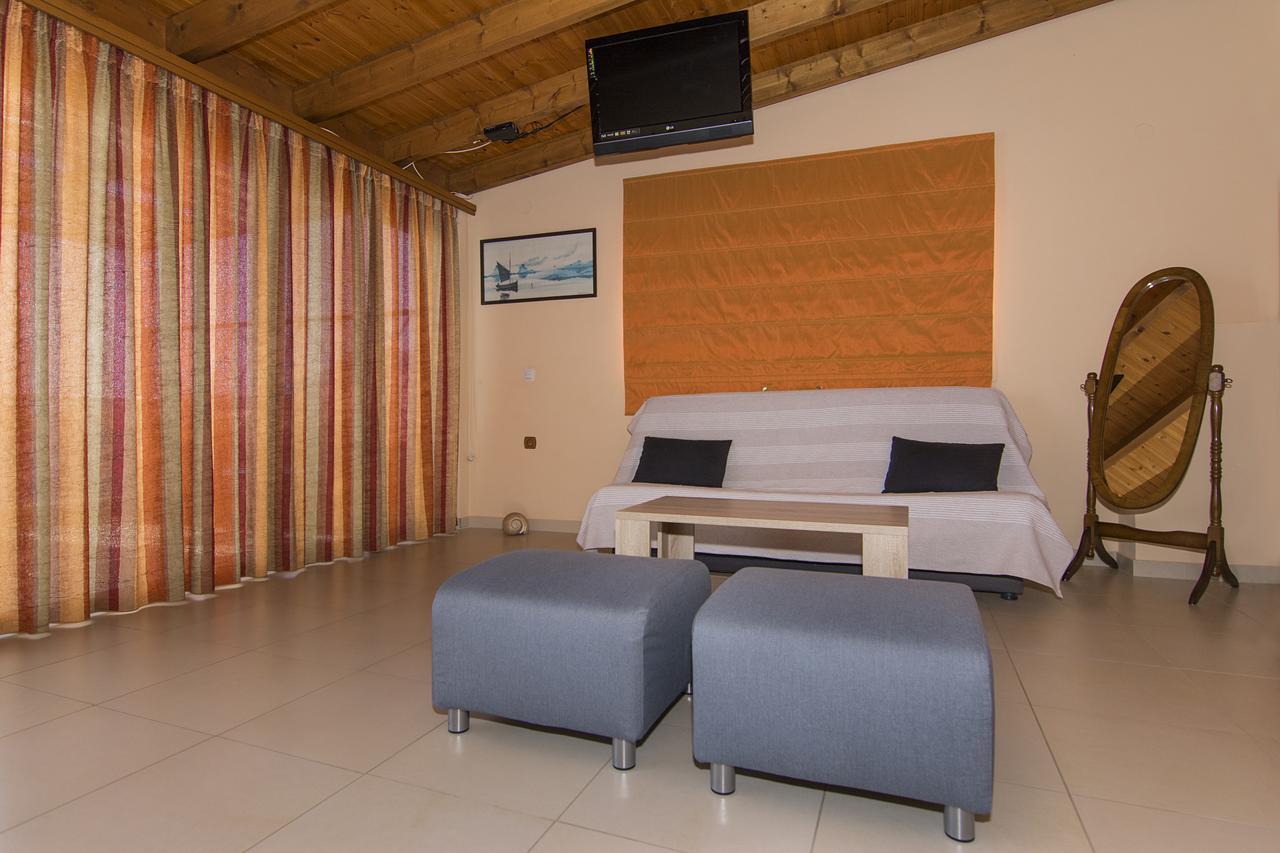 Poseidon Apartments Toló Kültér fotó