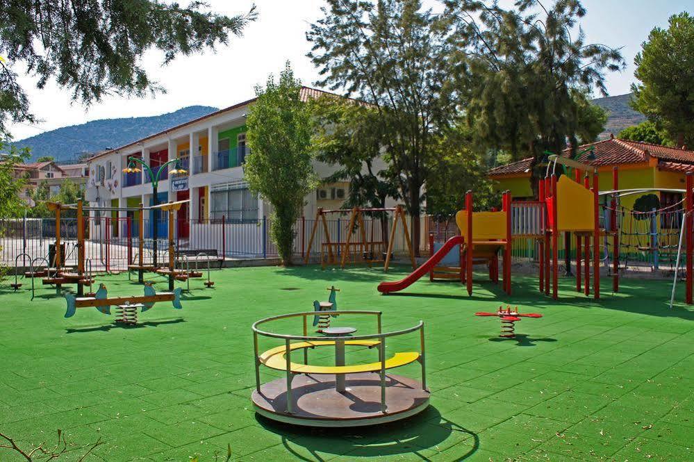 Poseidon Apartments Toló Kültér fotó