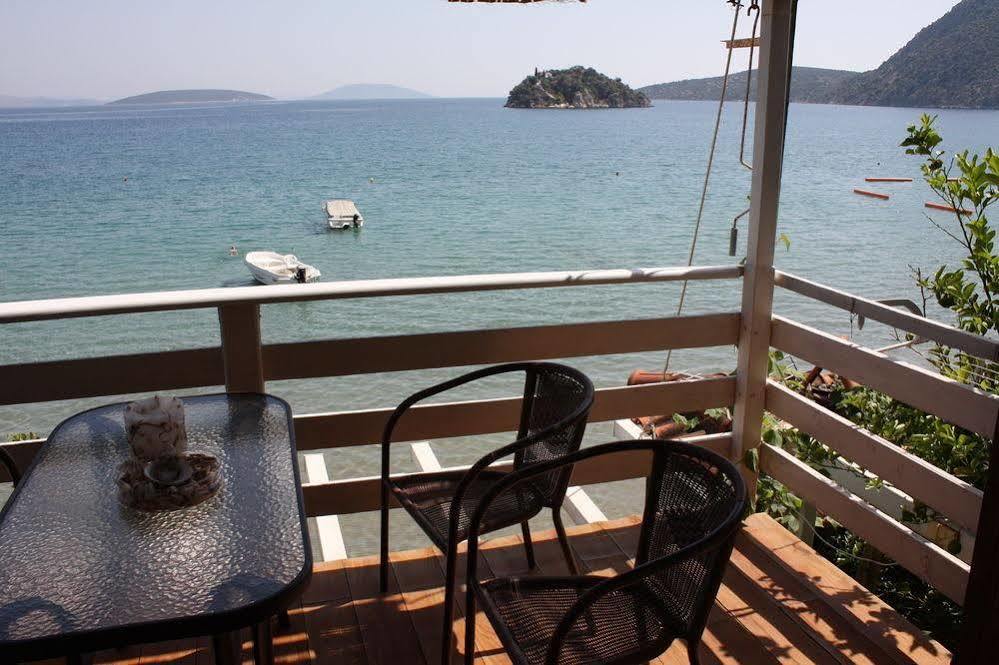 Poseidon Apartments Toló Kültér fotó