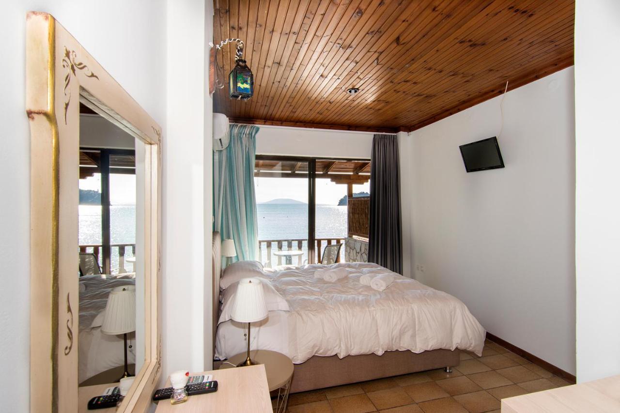 Poseidon Apartments Toló Kültér fotó