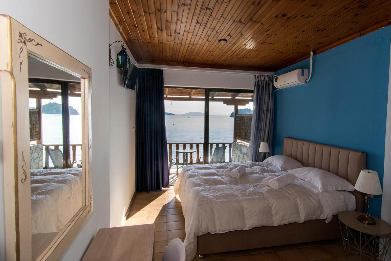 Poseidon Apartments Toló Kültér fotó
